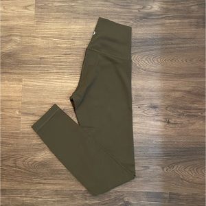 Lululemon High Times, size 2, Full-On Luon